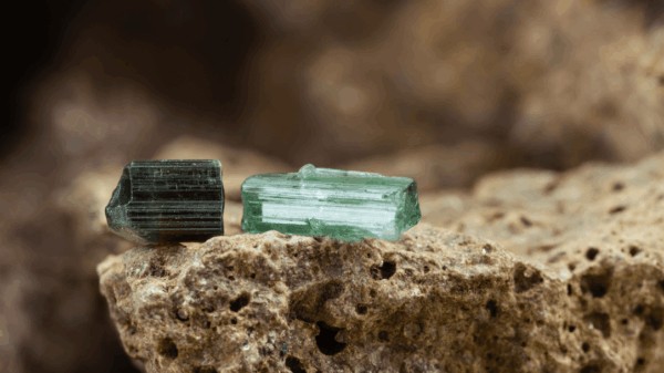 Green tourmaline pieces